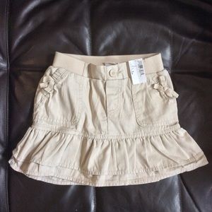 New with Tags Children’s Place Tan Skorts Size 5